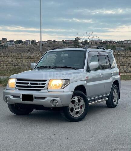 Mitsubishi Pajero io-1