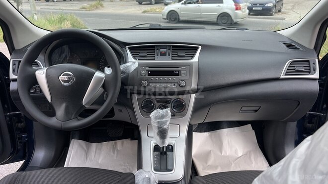 Nissan Tiida-20