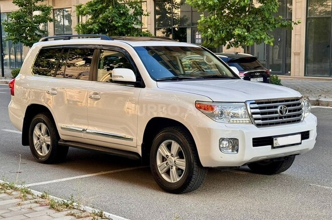 Toyota Land Cruiser-2