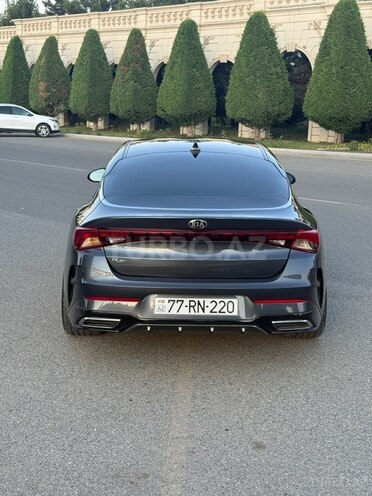 Kia K5-3