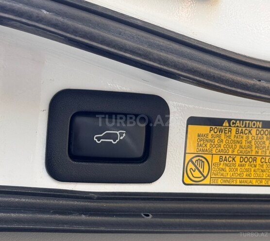 Toyota Land Cruiser-21