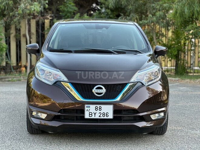 Nissan Note-2