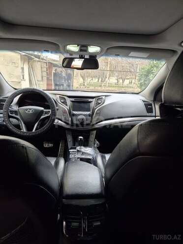 Hyundai i40-10