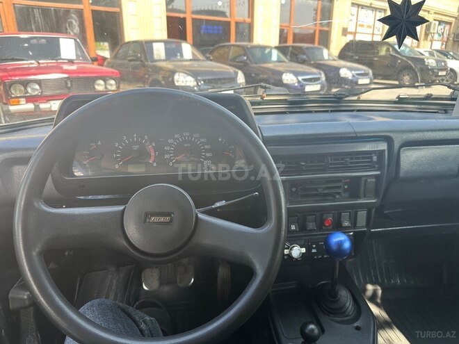 LADA (VAZ) Niva Bronto-6