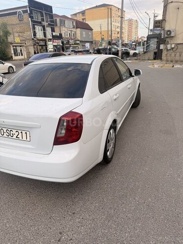 Daewoo Gentra-2
