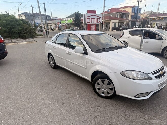 Daewoo Gentra-13