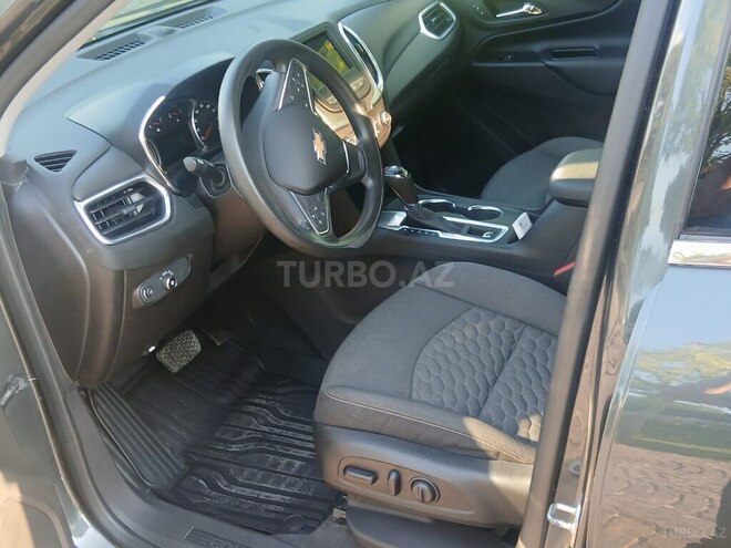 Chevrolet Equinox-8