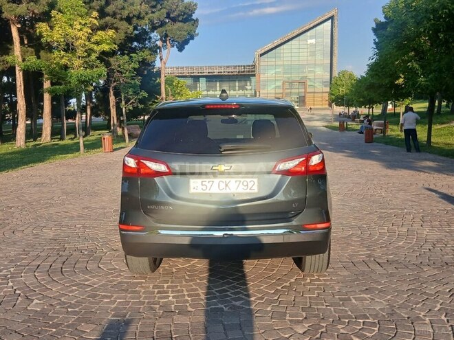 Chevrolet Equinox-7