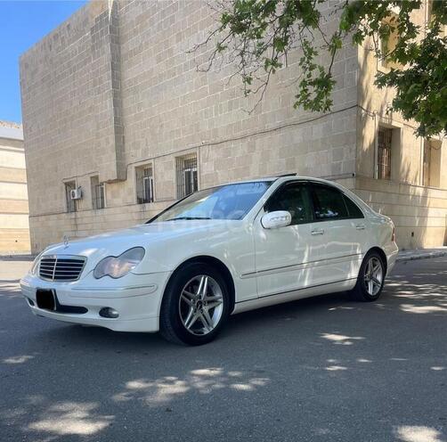 Mercedes C 240-4