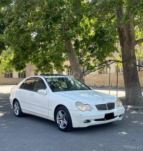 Mercedes C 240-3