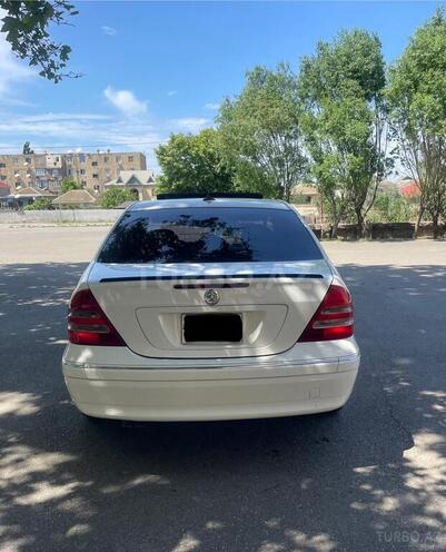 Mercedes C 240-11