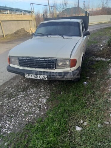 GAZ 3110 "Volga"-1