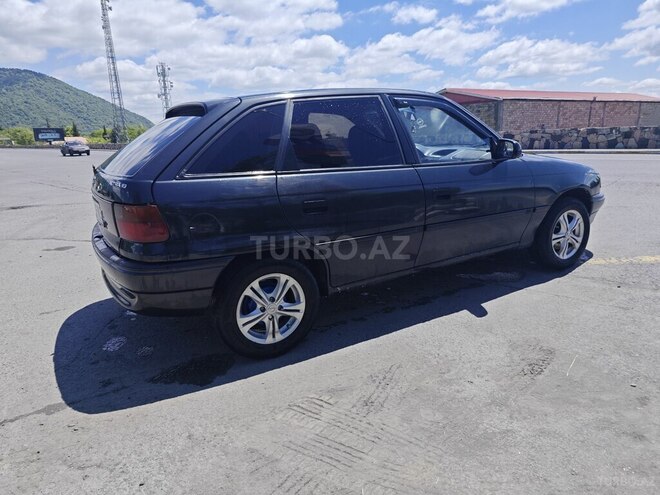 Opel Astra-5