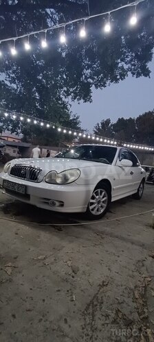Hyundai Sonata-1