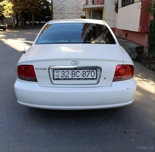 Hyundai Sonata-4