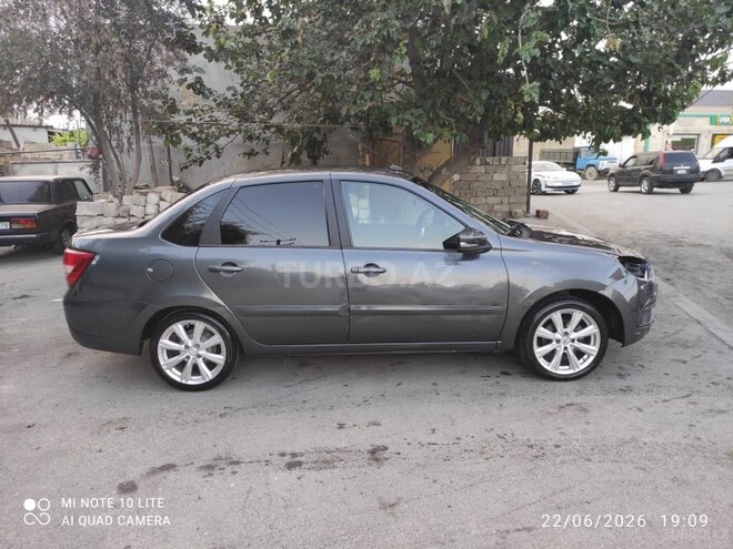 LADA (VAZ) Granta-8