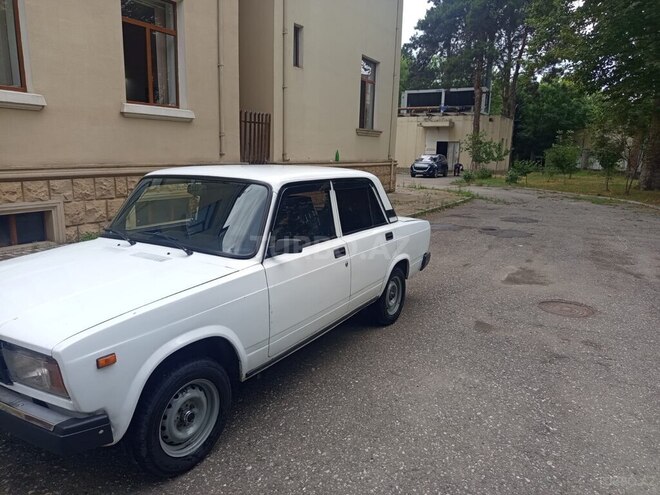 LADA (VAZ) 2107-3