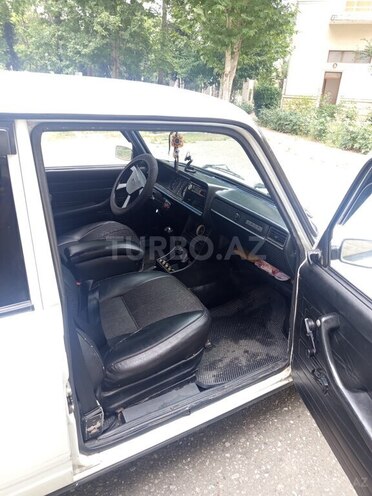 LADA (VAZ) 2107-5
