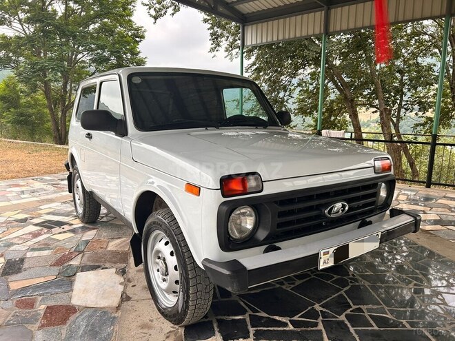 LADA (VAZ) Niva-1