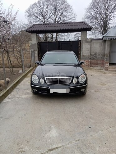 Mercedes E 240-9