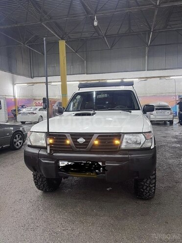 Nissan Patrol-1