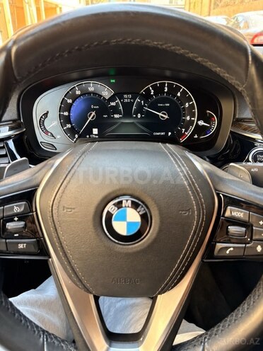 BMW 530-8