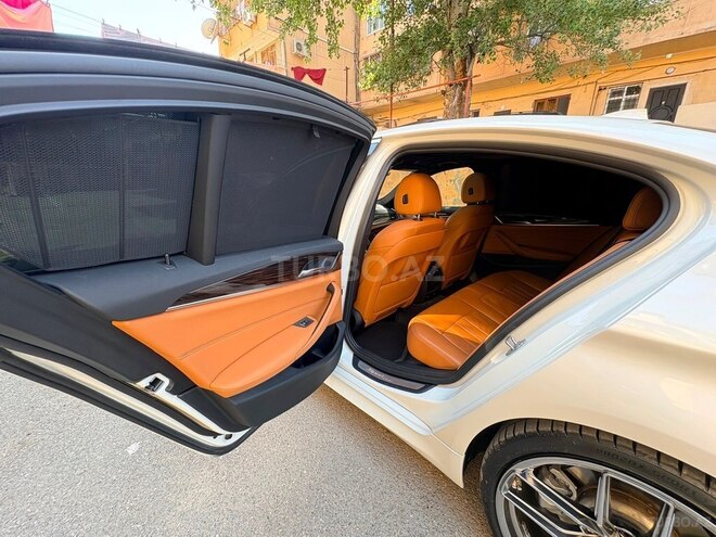 BMW 530-10