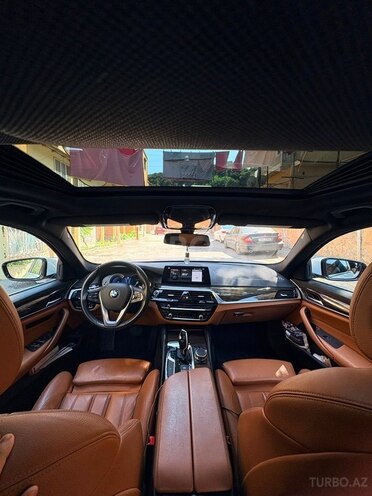 BMW 530-5