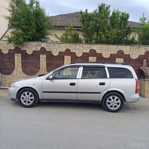 Opel Astra-1