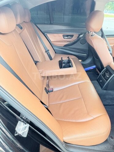 BMW 320-7