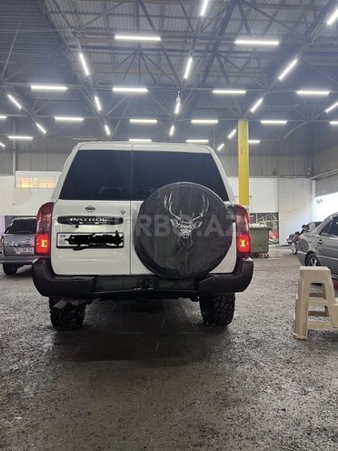 Nissan Patrol-2