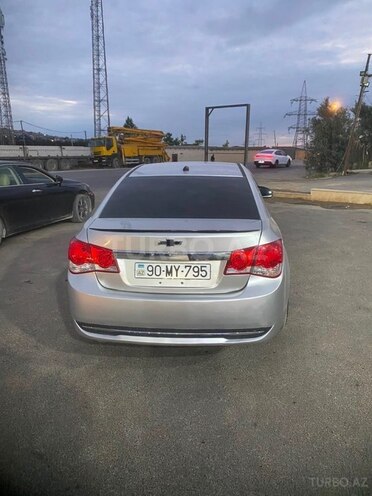 Chevrolet Cruze-2