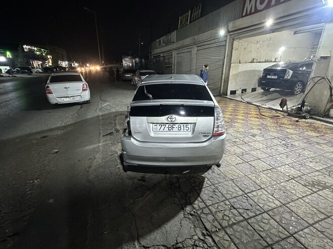 Toyota Prius-14