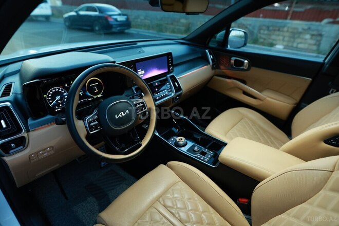 Kia Sorento-8