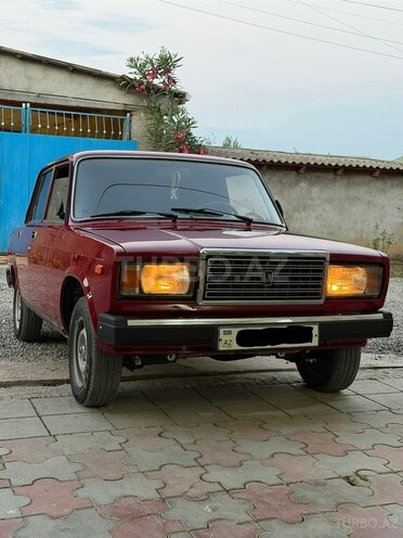 LADA (VAZ) 2107-1