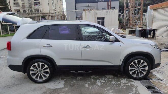 Kia Sorento-8