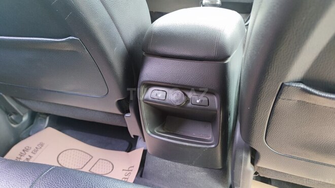 Kia Sorento-9