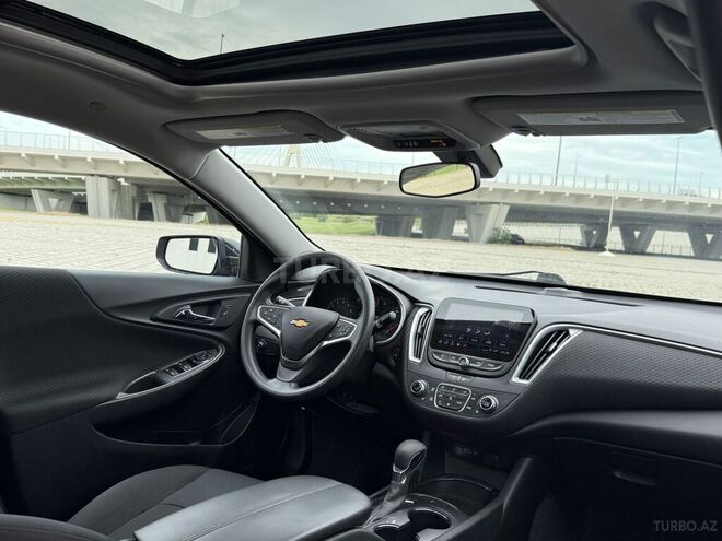 Chevrolet Malibu-6