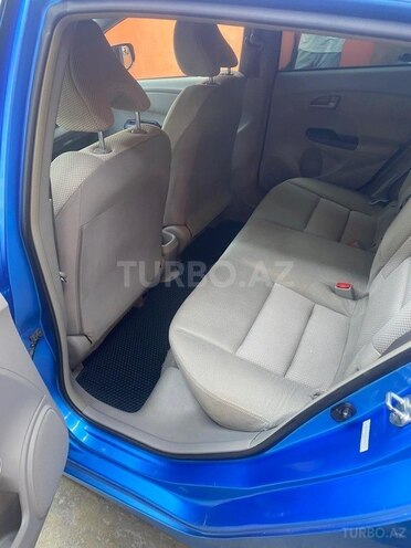 Honda Insight-4