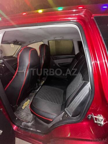 Chevrolet Aveo-3