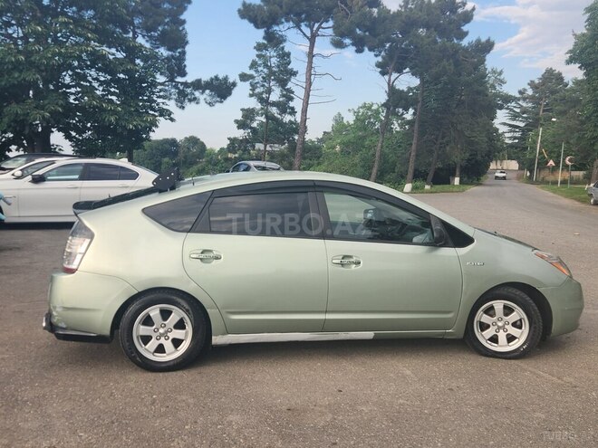 Toyota Prius-14