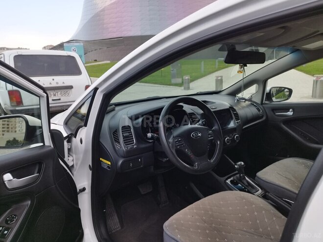 Kia Forte-3