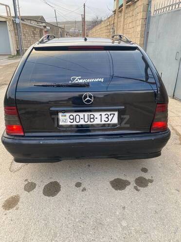 Mercedes C 220-2
