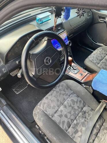 Mercedes C 220-6