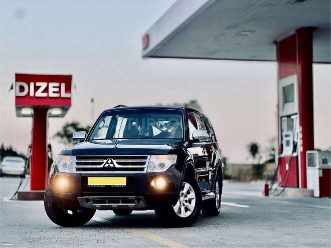 Mitsubishi Pajero-18