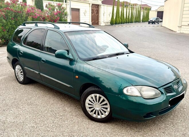 Hyundai Elantra-6