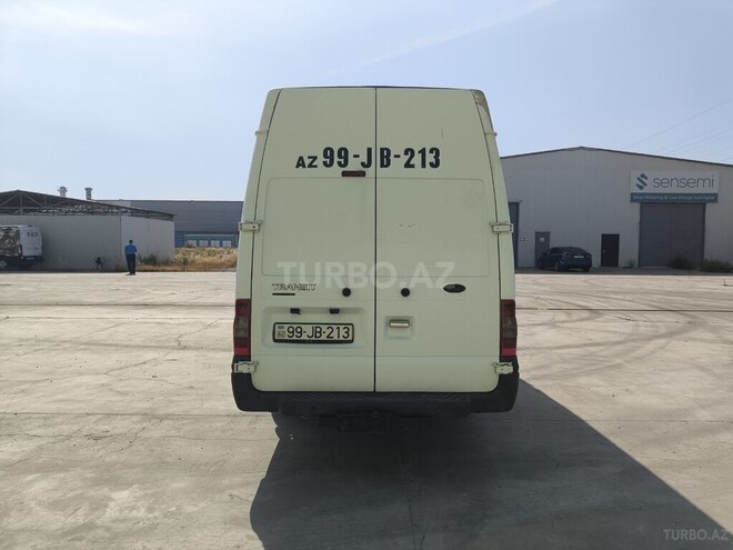 Ford Transit-2