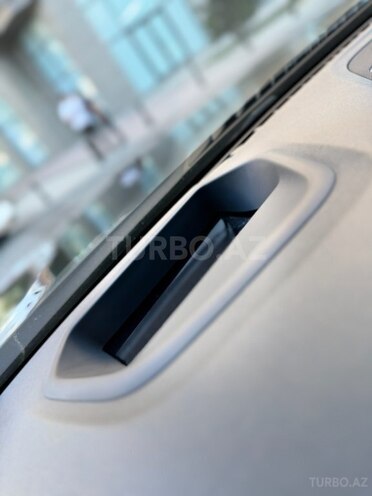 BMW 530-16