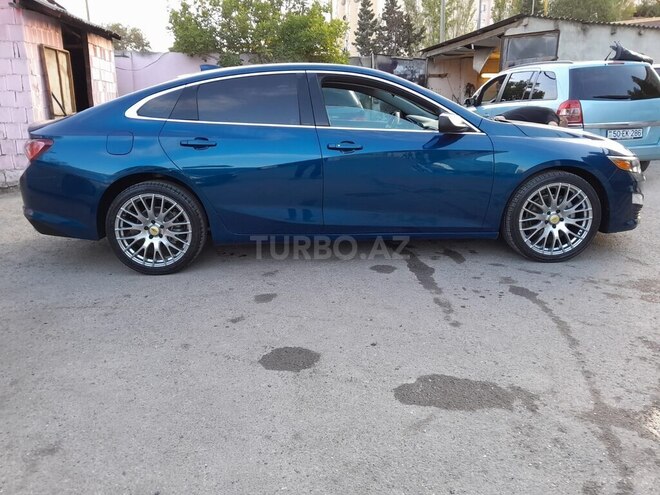 Chevrolet Malibu-9