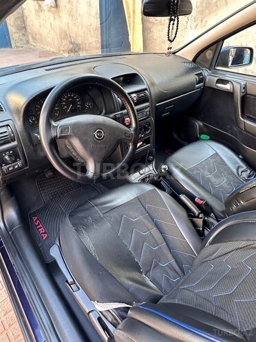 Opel Astra-4